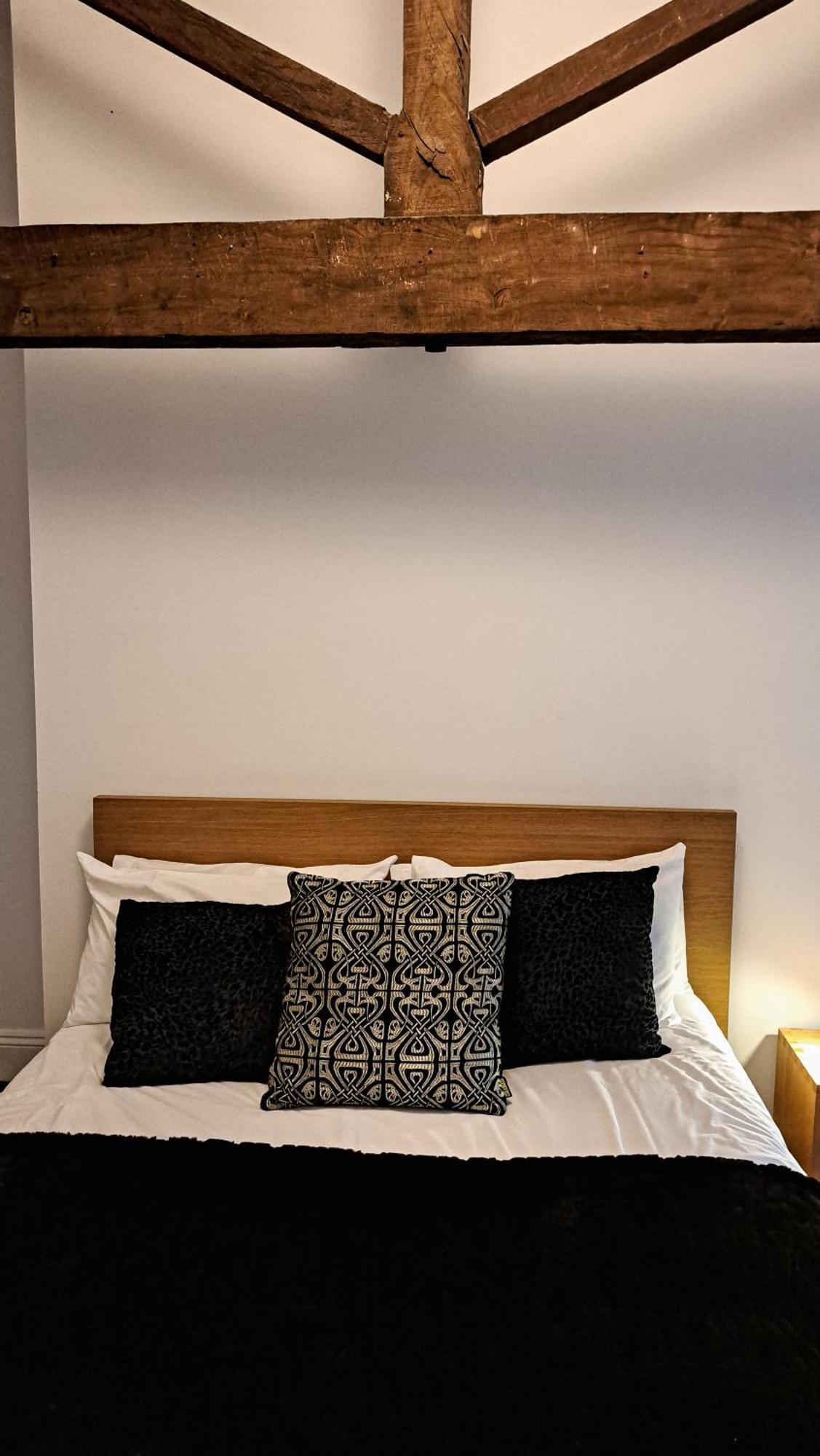 The Old Vicarage Bed & Breakfast Flore Екстериор снимка