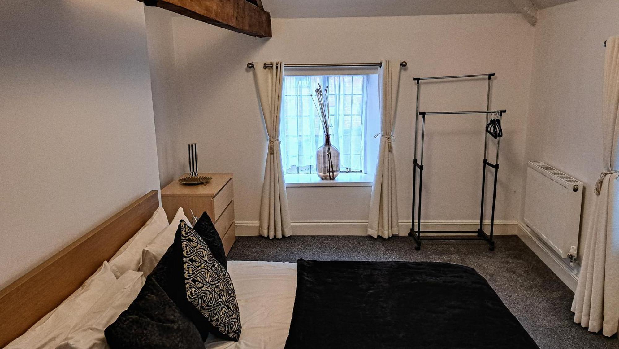 The Old Vicarage Bed & Breakfast Flore Екстериор снимка